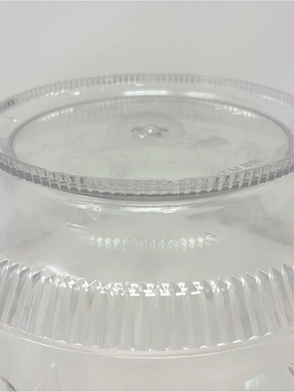 Regaline Clear Plastic 2pc Extra Large Mixing Bowl Serving Bowl 14” & Ladle USA